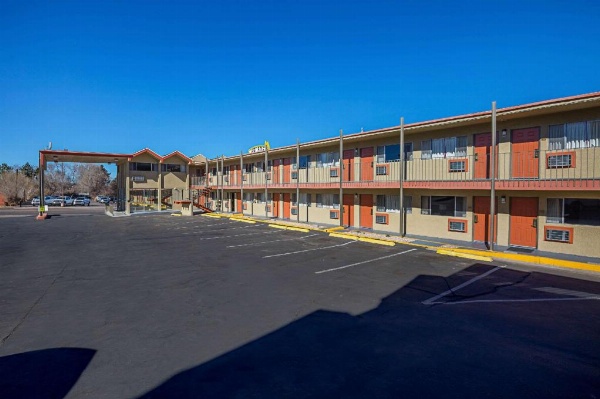 Rodeway Inn Cedar City image 11