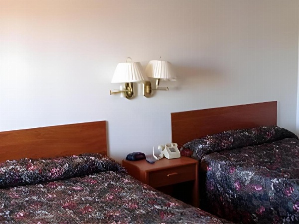 Rodeway Inn Cedar City image 22