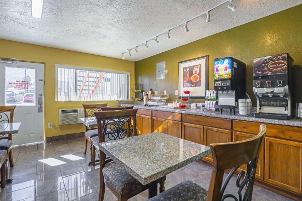 Rodeway Inn Cedar City image 3